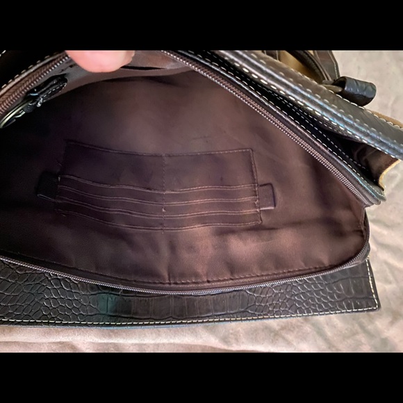 Suede laptop tote with brown accents - Picture 10 of 11